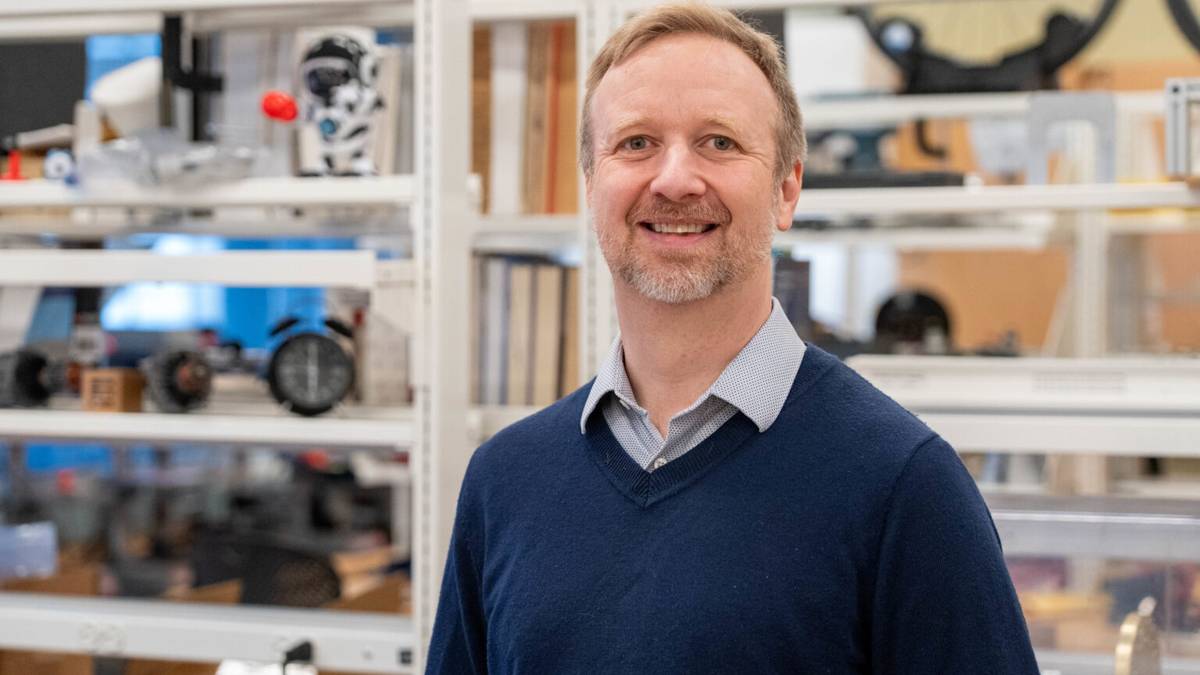 The Future of Military Tech: Army Links With College Professor to Test High-Grade Materials – Military.com