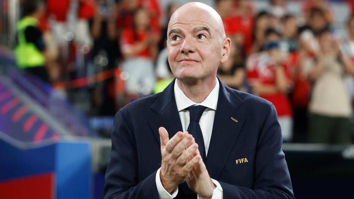 FIFA president Gianni Infantino apologizes for World Cup privatization plans but still faces scrutiny