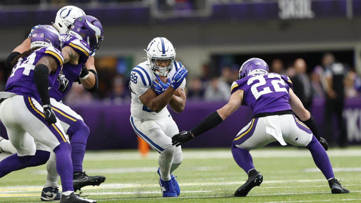 Colts actively engaged in Jonathan Taylor trade talks: Five teams reportedly interested in star running back