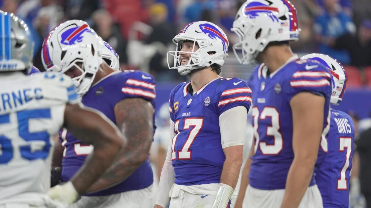 Bills vs. Raiders odds, picks, Week 6 NFL predictions: Use Kalshi promo code CBSSPORTS55 for $55 bonus