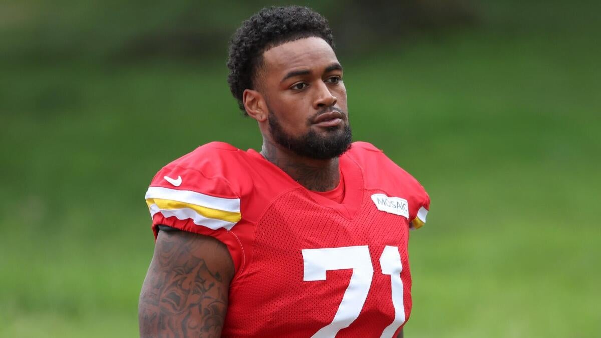 Chiefs to place Josh Simmons on injured reserve; LT not eligible to return until Week 11