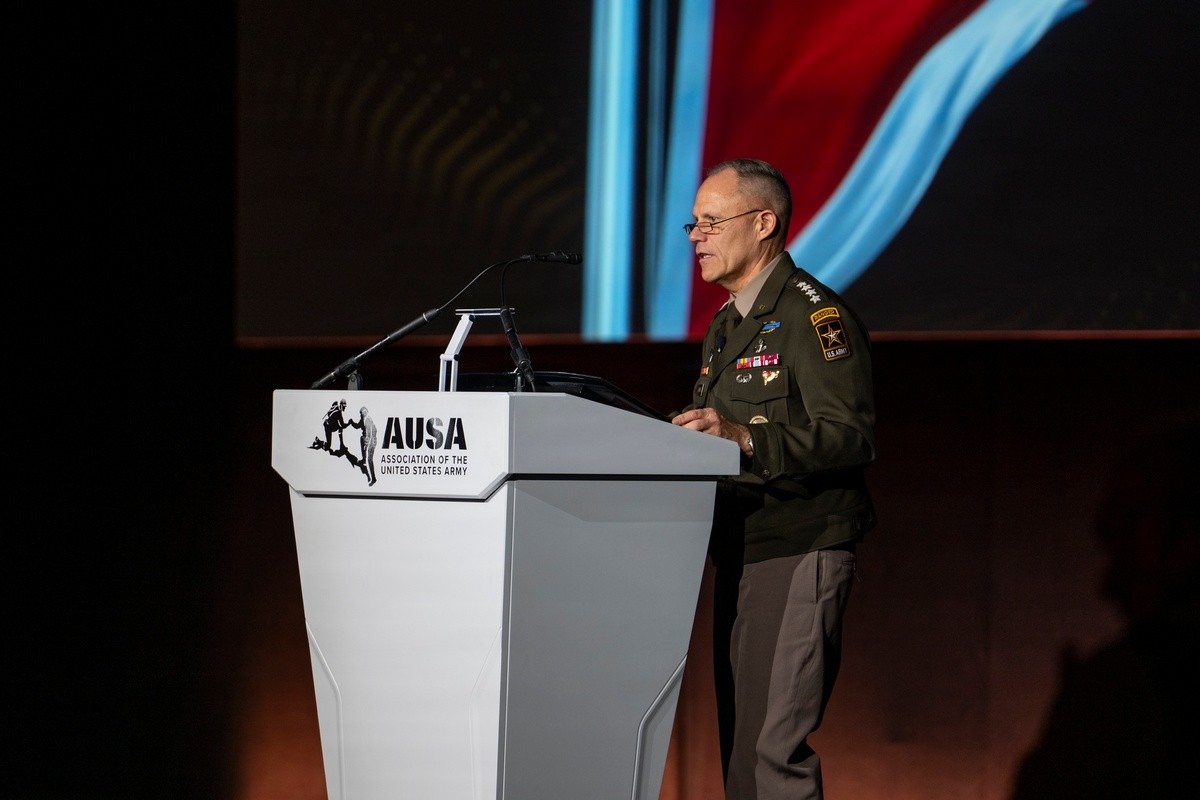 Vice Chief to Soldiers: ‘I’m trusting you’