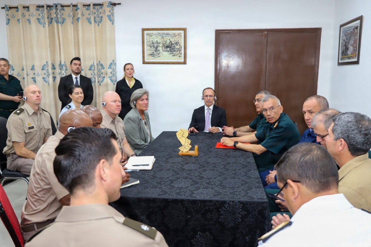 U.S. Southern Command Army Engagement with Paraguayan Delegation