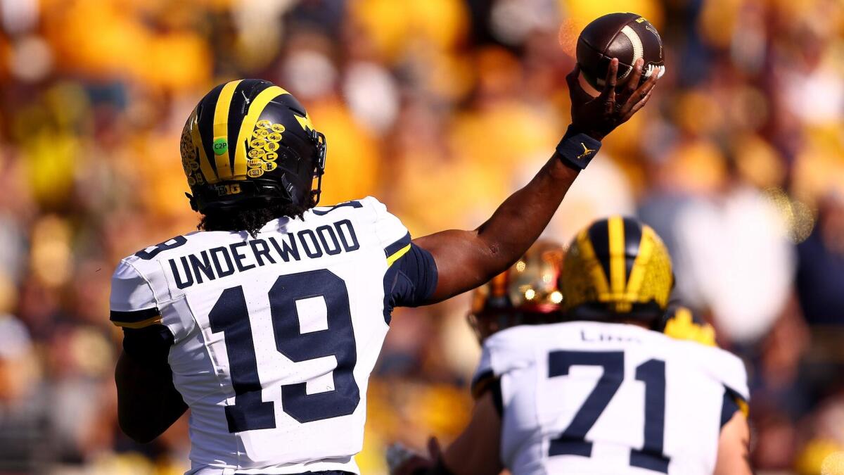 Michigan vs. Penn State prediction, pick, odds, spread: Wolverines, Nittany Lions in desperation mode