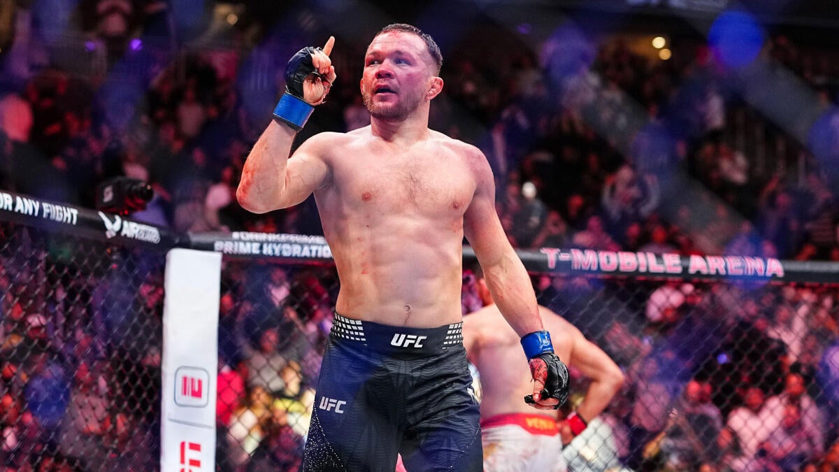 Petr Yan hopes to serve as motivation after incredible career comeback story: 'Keep moving forward'