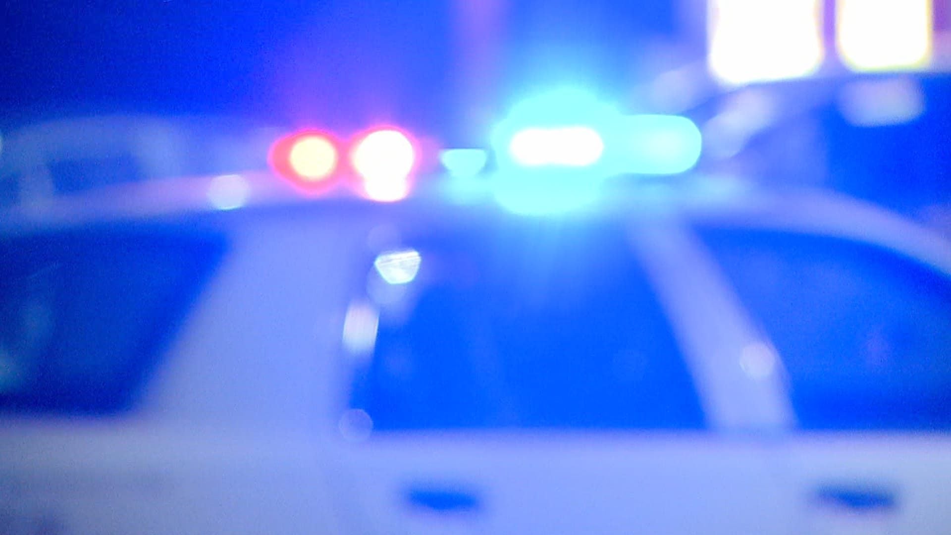 Man found dead in Broad Ripple bathroom – WRTV