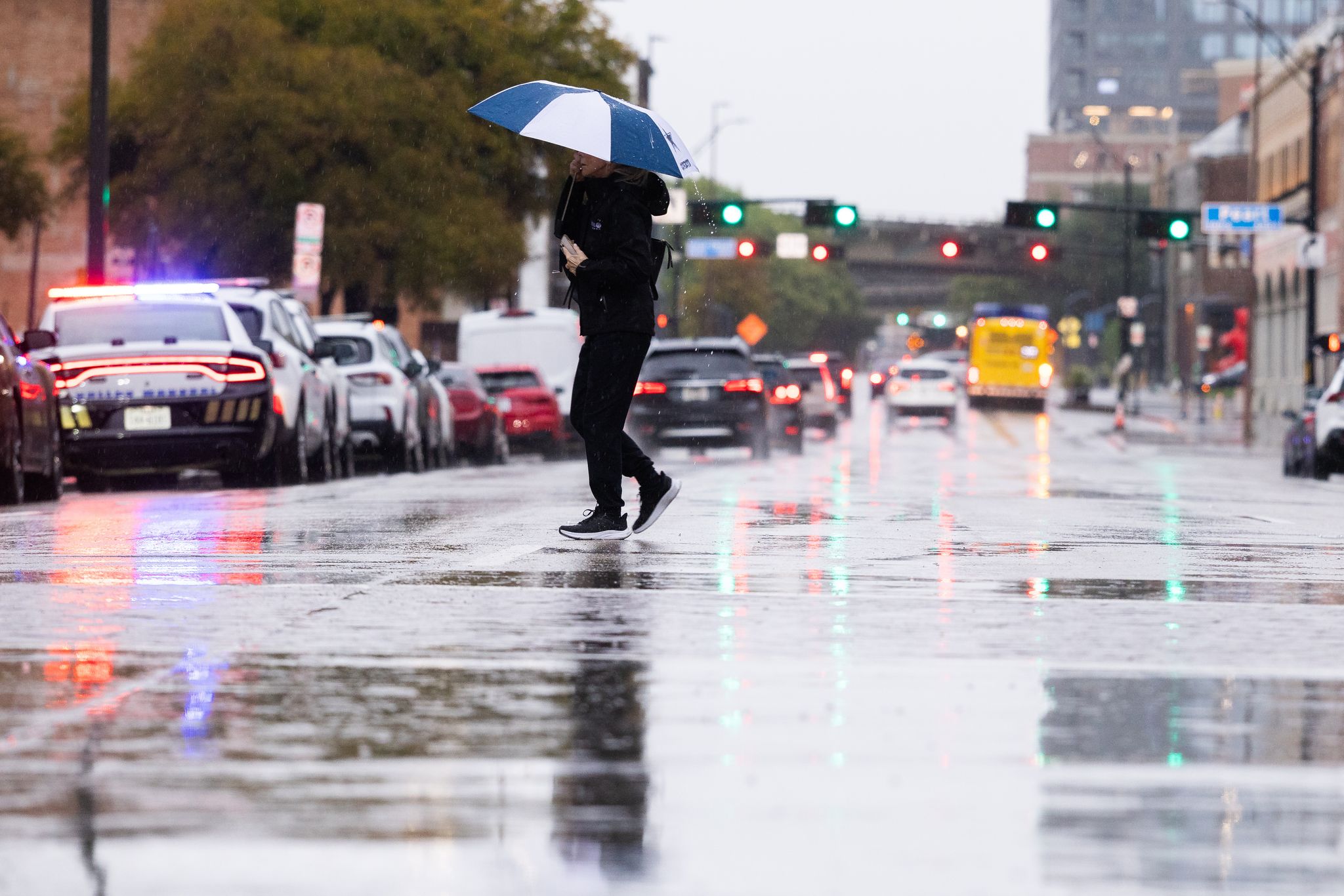 Scattered showers, storms forecast Thursday in D-FW. Here’s when rain could develop – Dallas News