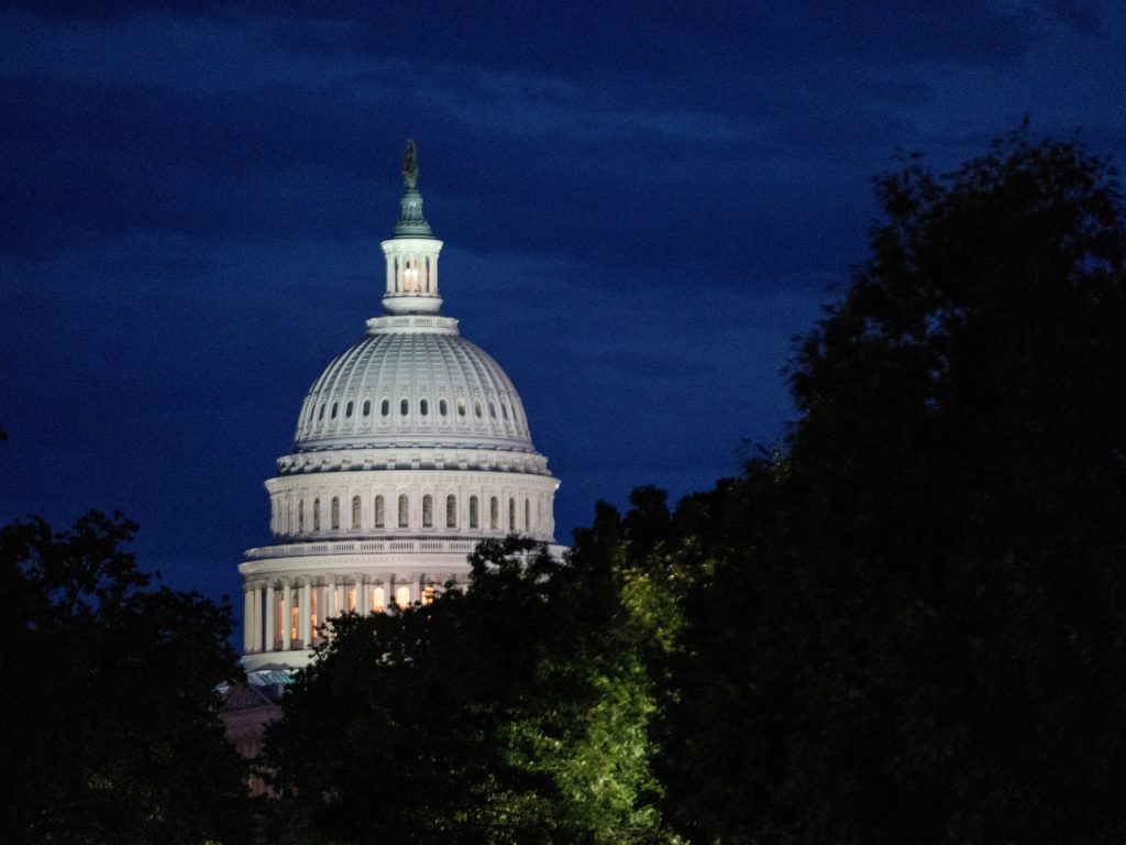 Hackers target US campaign finance system days before midterm elections – Al Jazeera