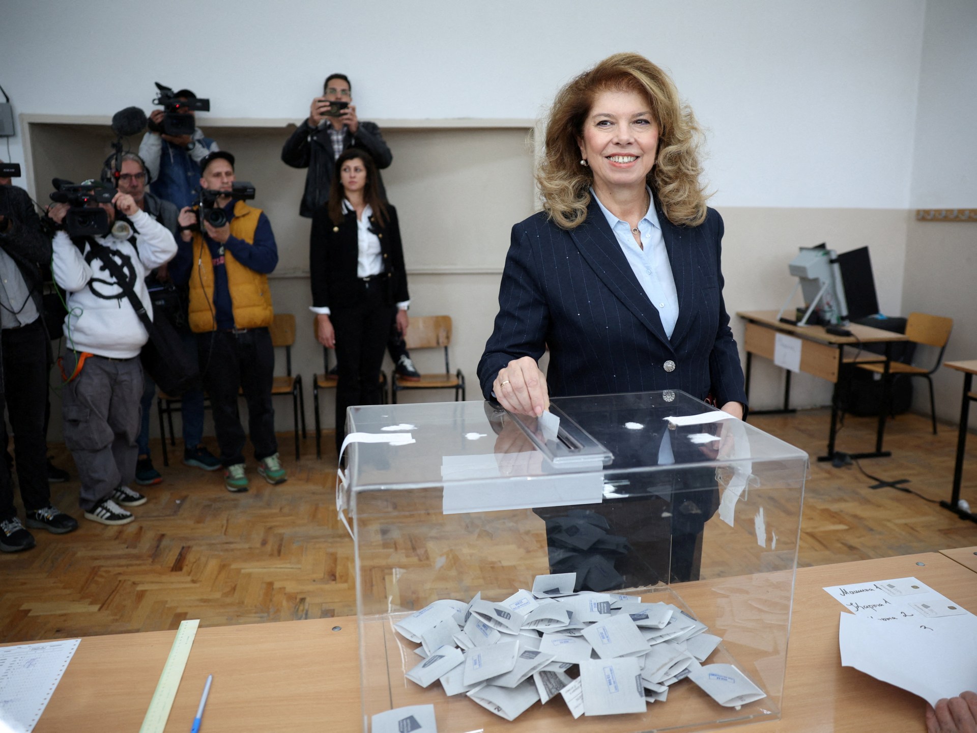 Bulgaria election heads to a run-off amid low voter turnout