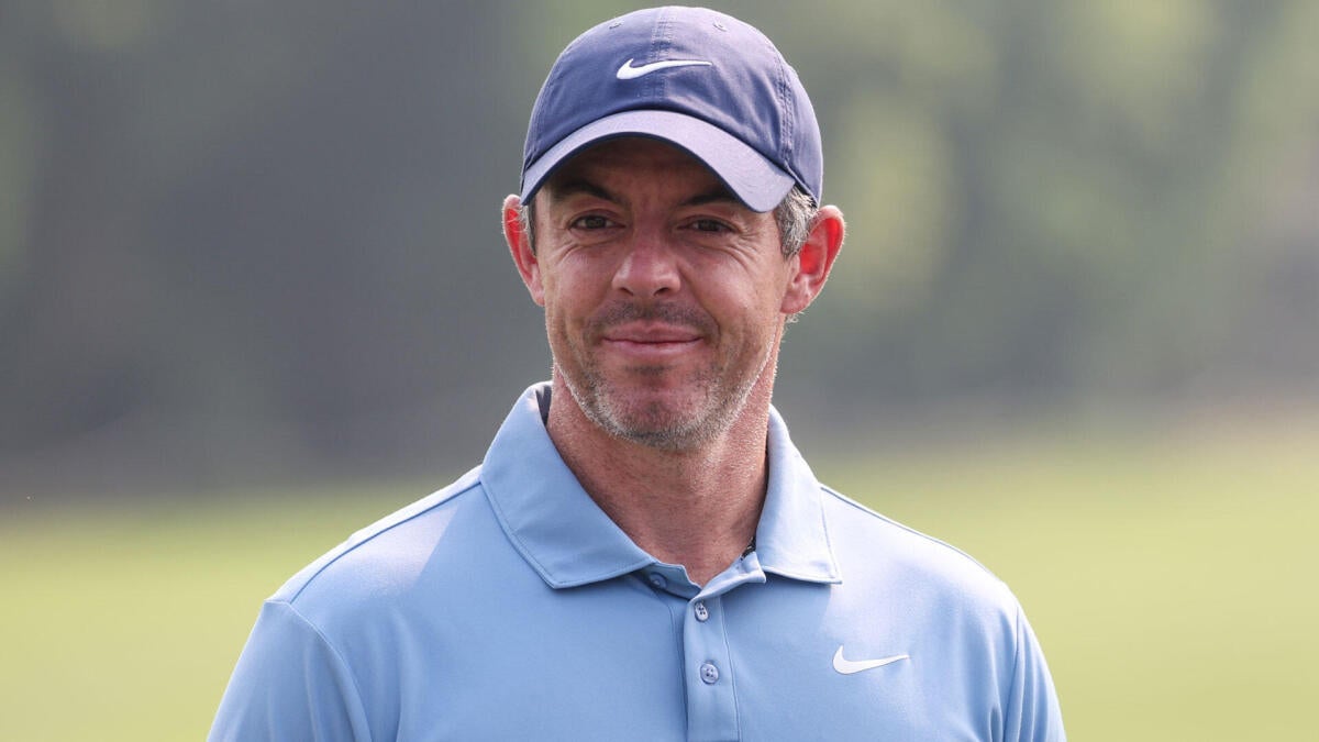 Rory McIlroy in favor of allowing former LIV Golf players to return to the DP World Tour and PGA Tour