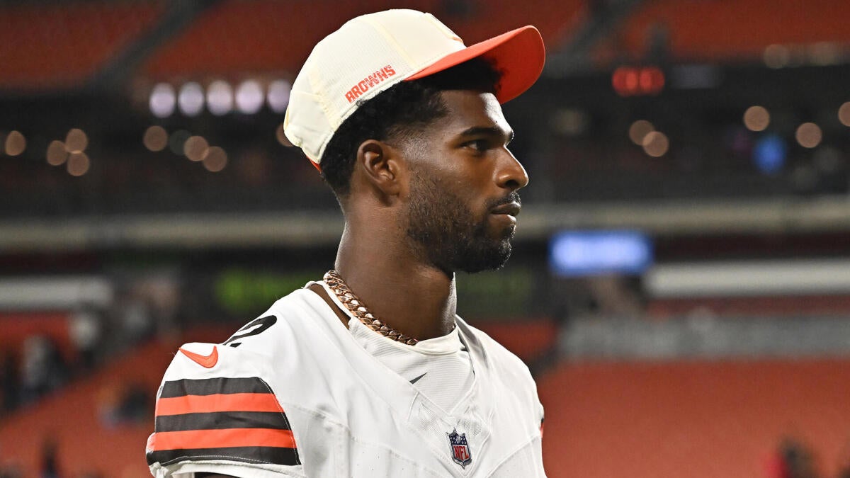 Shedeur Sanders just made a curious move that could signal a trade is coming in Cleveland