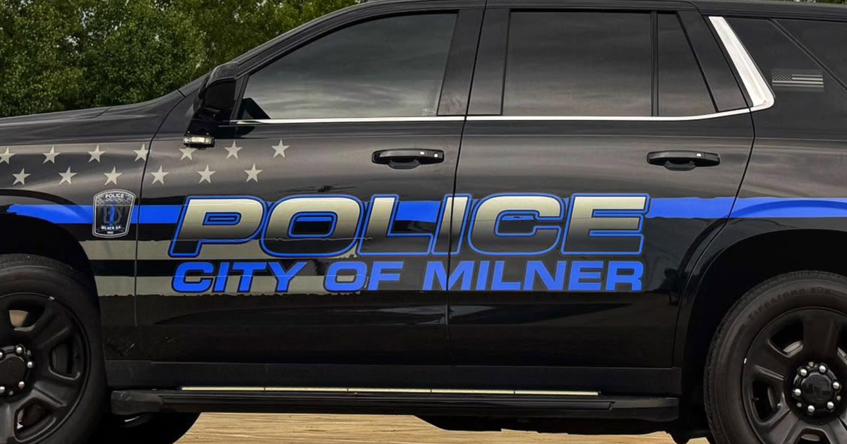 Entire full-time police department resigns in Milner amid dispute with city leaders – CBS News