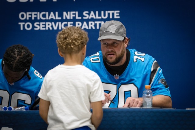 Jackson meets NFL football team