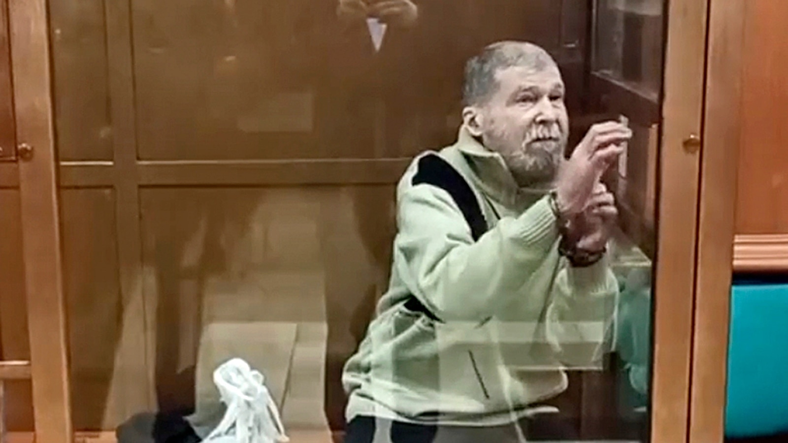 Detained American Stephen Hubbard released by Russia as Witkoff meets Putin – ABC7 Chicago