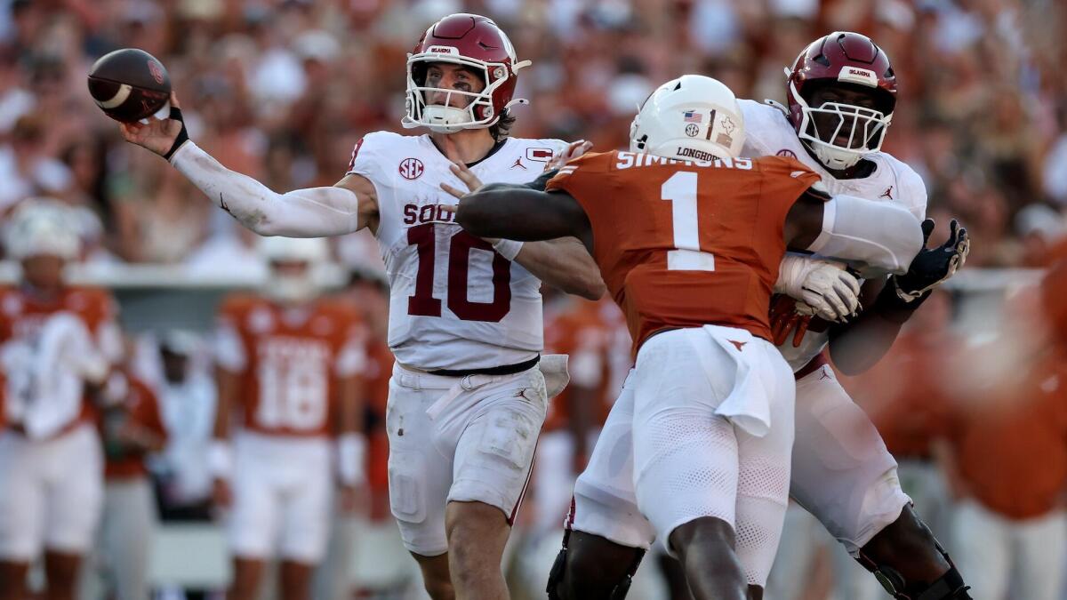 Texas vs. Oklahoma prediction, pick, odds, spread: Longhorns, Sooners clash in Red River Rivalry