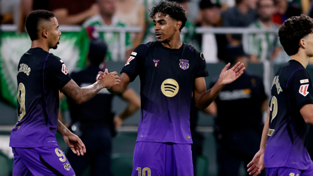 What to watch in UEFA Champions League: PSG vs. Barcelona could be a classic, Serie A need to recover, more