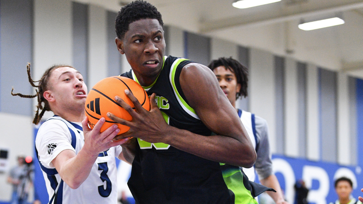 Lewis Uvwo commits to Providence: Five-star center picks to Friars over Kentucky, Baylor