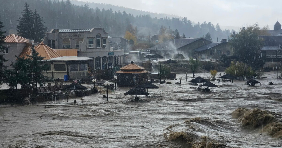Flooding strands dozens of people in Archuleta County as river peaks with more rain in the forecast – Denver7