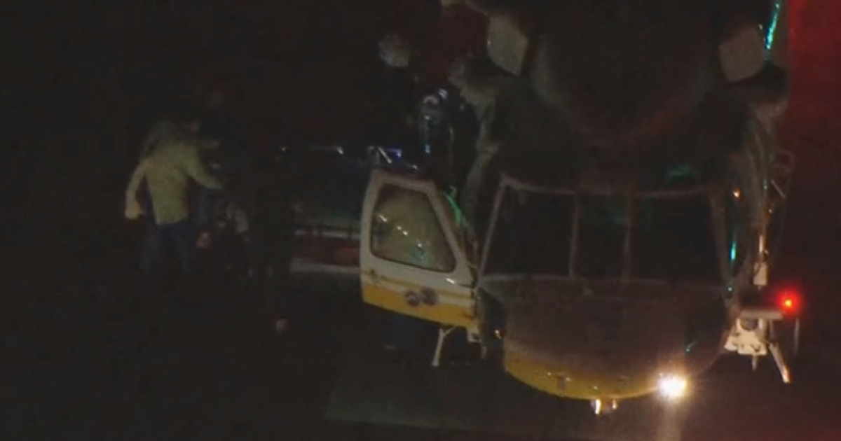 Helicopter crash off Catalina Island kills 2 people, leaves 2 hospitalized and 1 missing – 10News.com