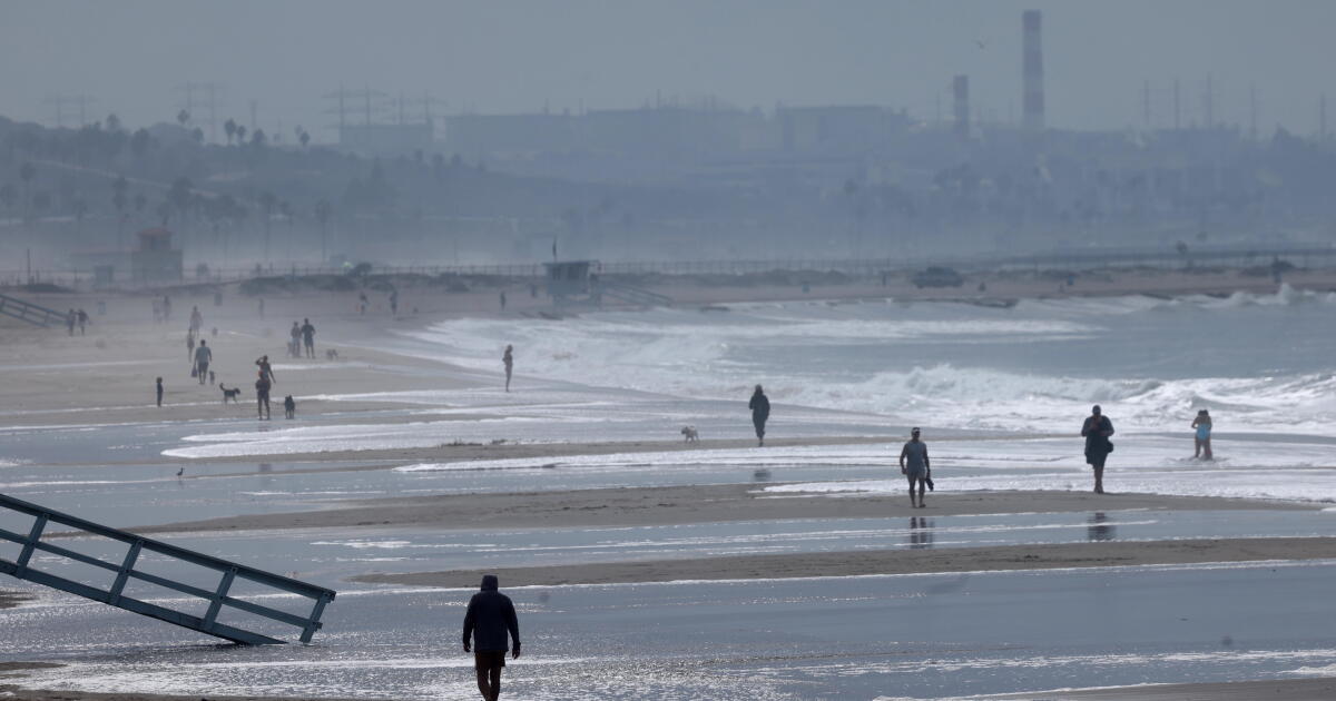First Santa Ana winds of season bring fire danger to L.A. Thursday and Friday – Los Angeles Times