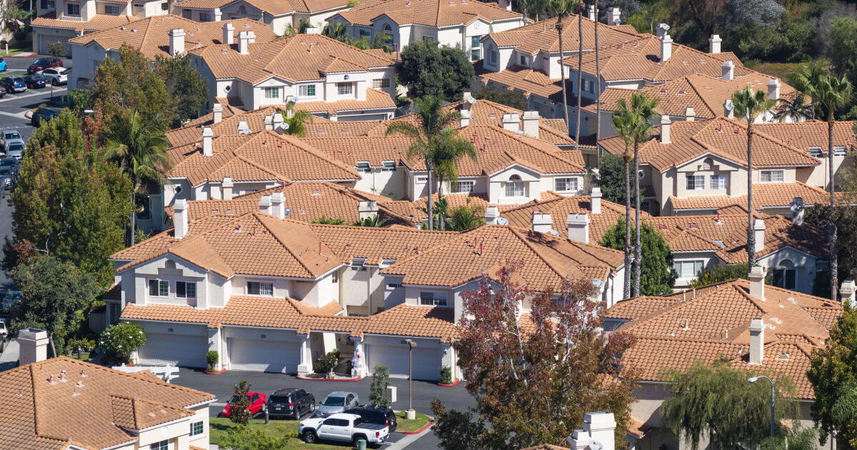 California condo fees are soaring. Some owners fear they can’t survive – Los Angeles Times