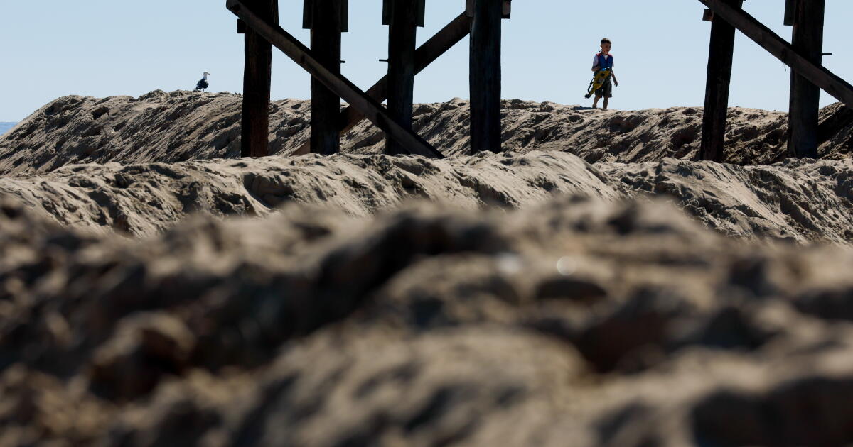 SoCal coast braces for high tides. Here’s where the biggest impacts will be – Los Angeles Times