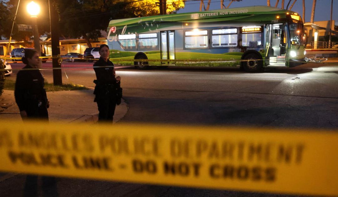 Fatal shooting aboard Culver CityBus, witness says; suspect at large – Los Angeles Times