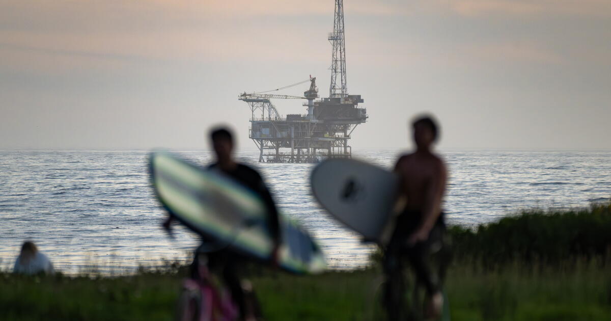 Trump wants to strip California of coastal protections unless state yields to list of demands – Los Angeles Times