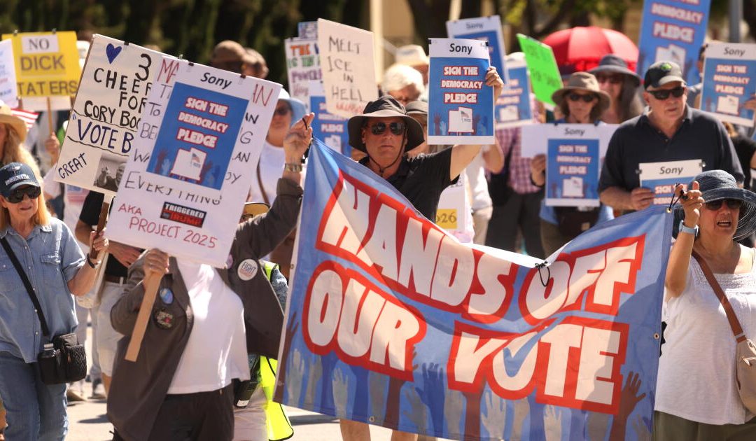 Culver City protesters demand Sony, Amazon, other studios defend democracy – latimes.com