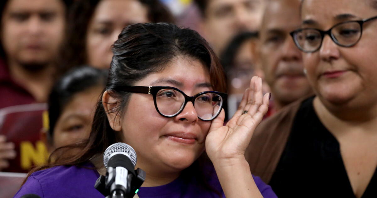 Surge in ICE raids is aimed at discouraging voter turnout, immigration advocates say – Los Angeles Times