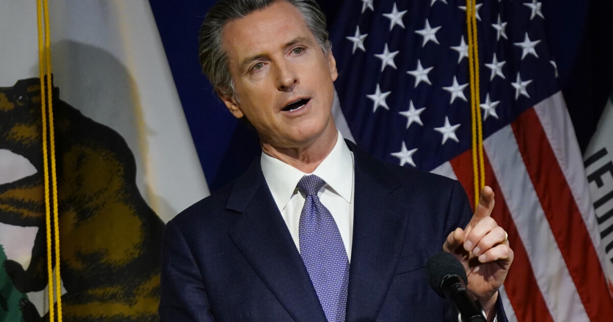 Newsom Signs San Diego Lawmaker's Bill for Local Journalism Tax Credits – 10News.com