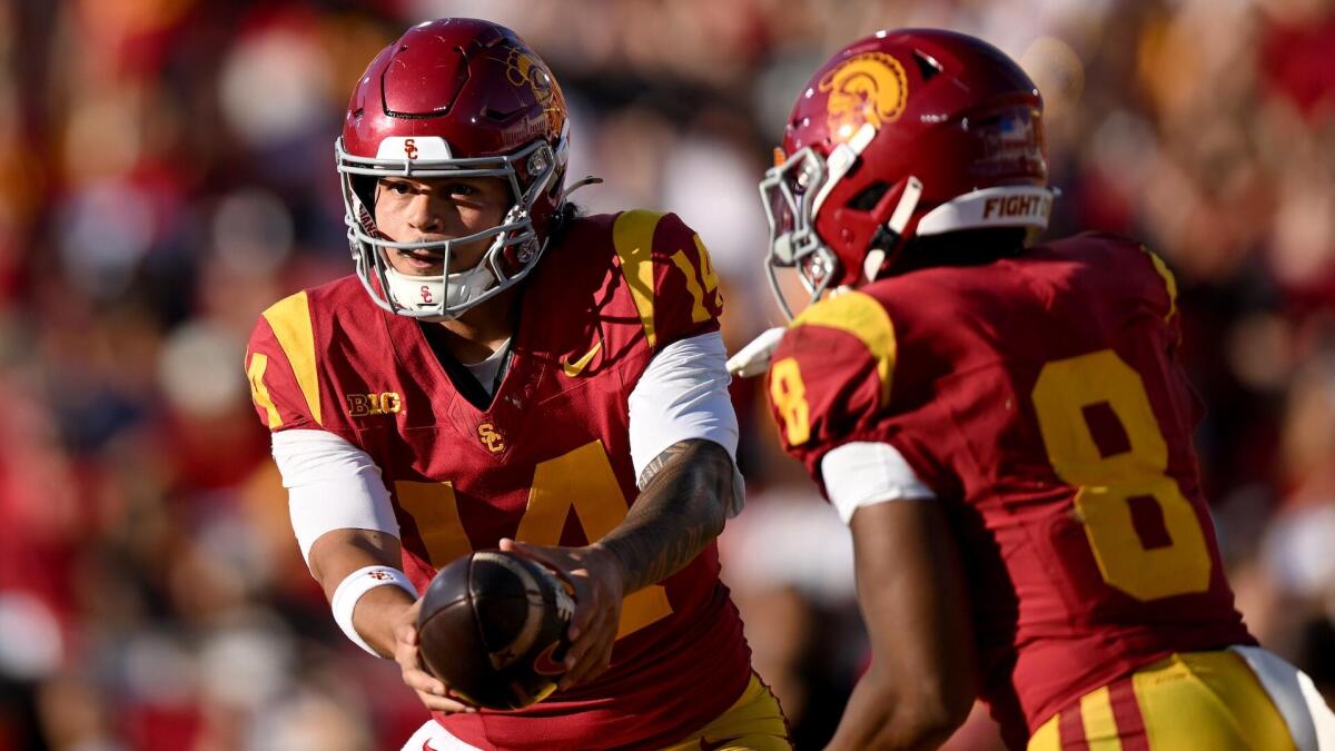 USC vs. Penn State prediction, pick, odds, spread: Trojans, Nittany Lions clash at Happy Valley