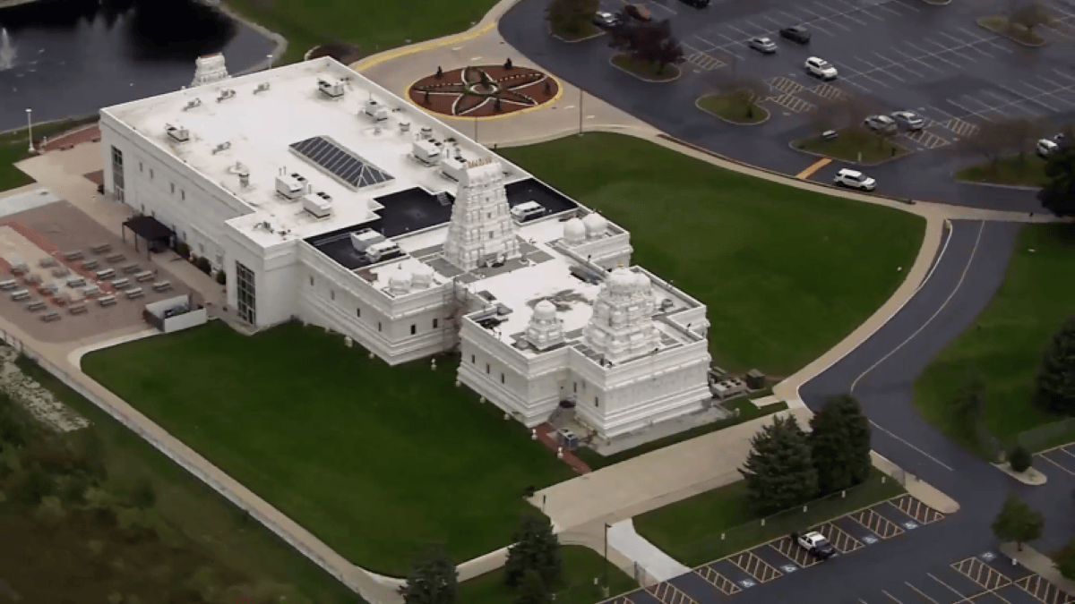 Jammed rifle prevented an apparent mass murder plot at worship center in Aurora – NBC 5 Chicago