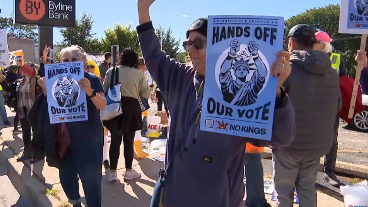 ‘No Kings' rallies across Chicago area urge voters to cast ballots early – NBC 5 Chicago